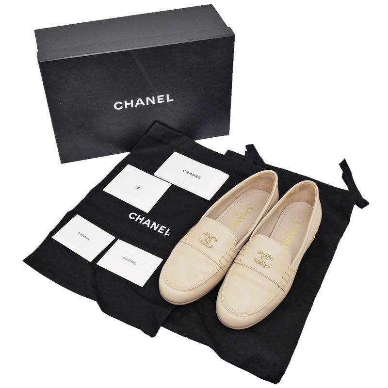 Chanel Loafers G35067 X53055 Oh875 Coco Mark Beige Gold Hardware Chain
