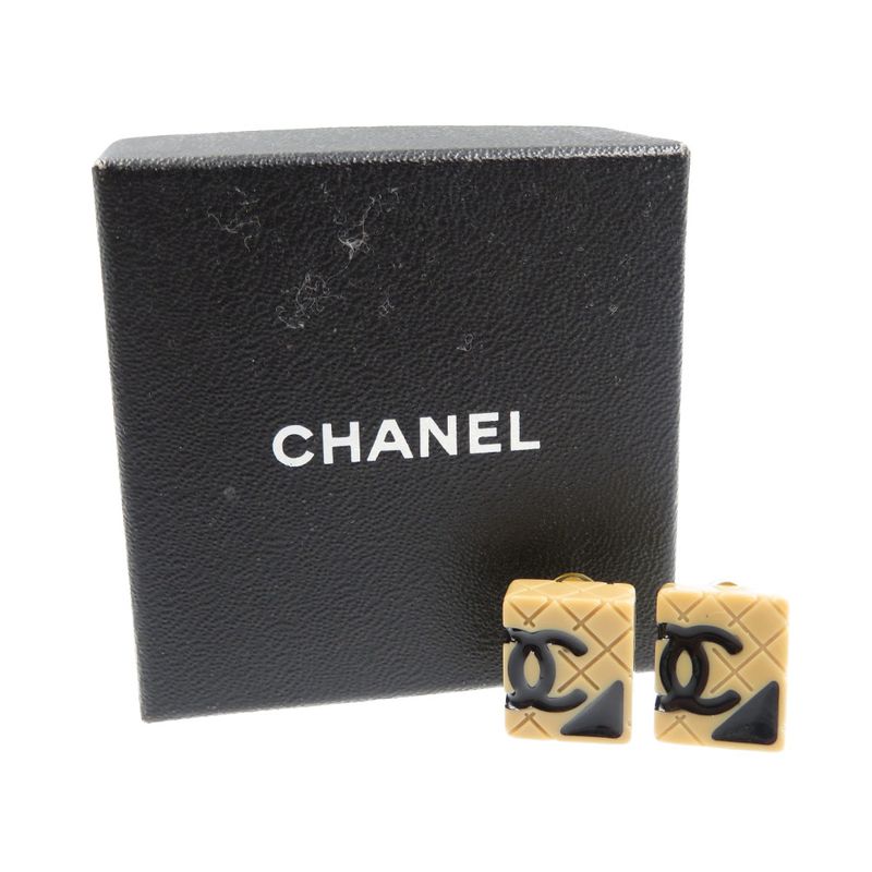 Chanel Cambon Line Coco Mark Plastic GP Beige Black Earring 0171 Chanel