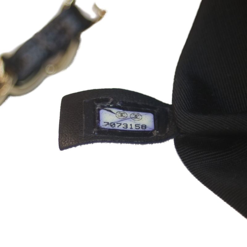 Chanel A20993 No 7 Black Caviar Skin Ghardware One Shoulder Bag Handbag Black