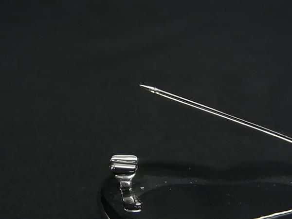 Chanel 22A Coco Rhinestone Heart Pin Brooch Pin Pin Badge Beige And