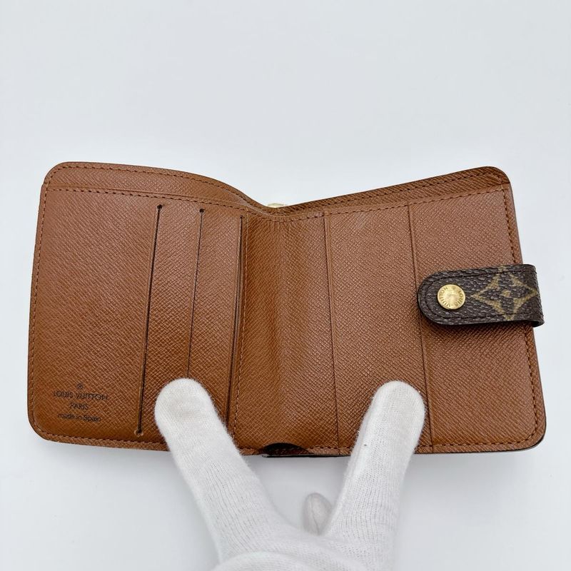 Louis Vuitton M61667 Monogram Compact Zipped Wallet With Zipper Pocket For