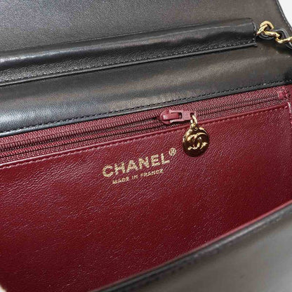 Chanel Matelasse Chain Shoulder Bag Lambskin Black Gold Hardware Turnlock