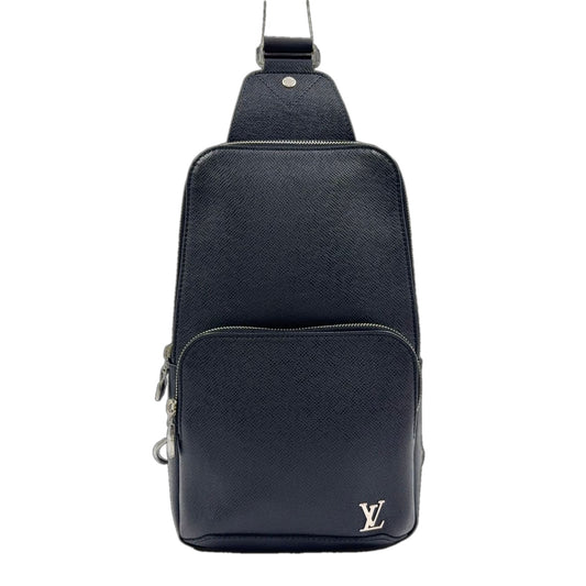 Louis Vuitton Taiga Avenue Ring Leather Black Belt Bag Silver