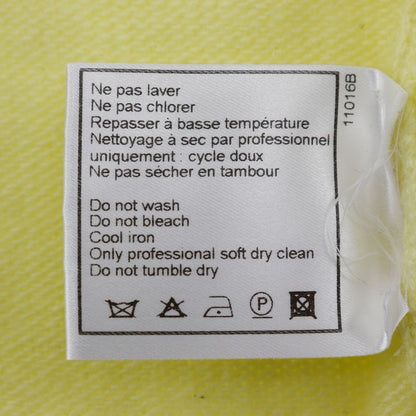 Chanel Sleeveless 01C P17019w02730 Cashmere X Rayon X Polyester Yellow Ladies