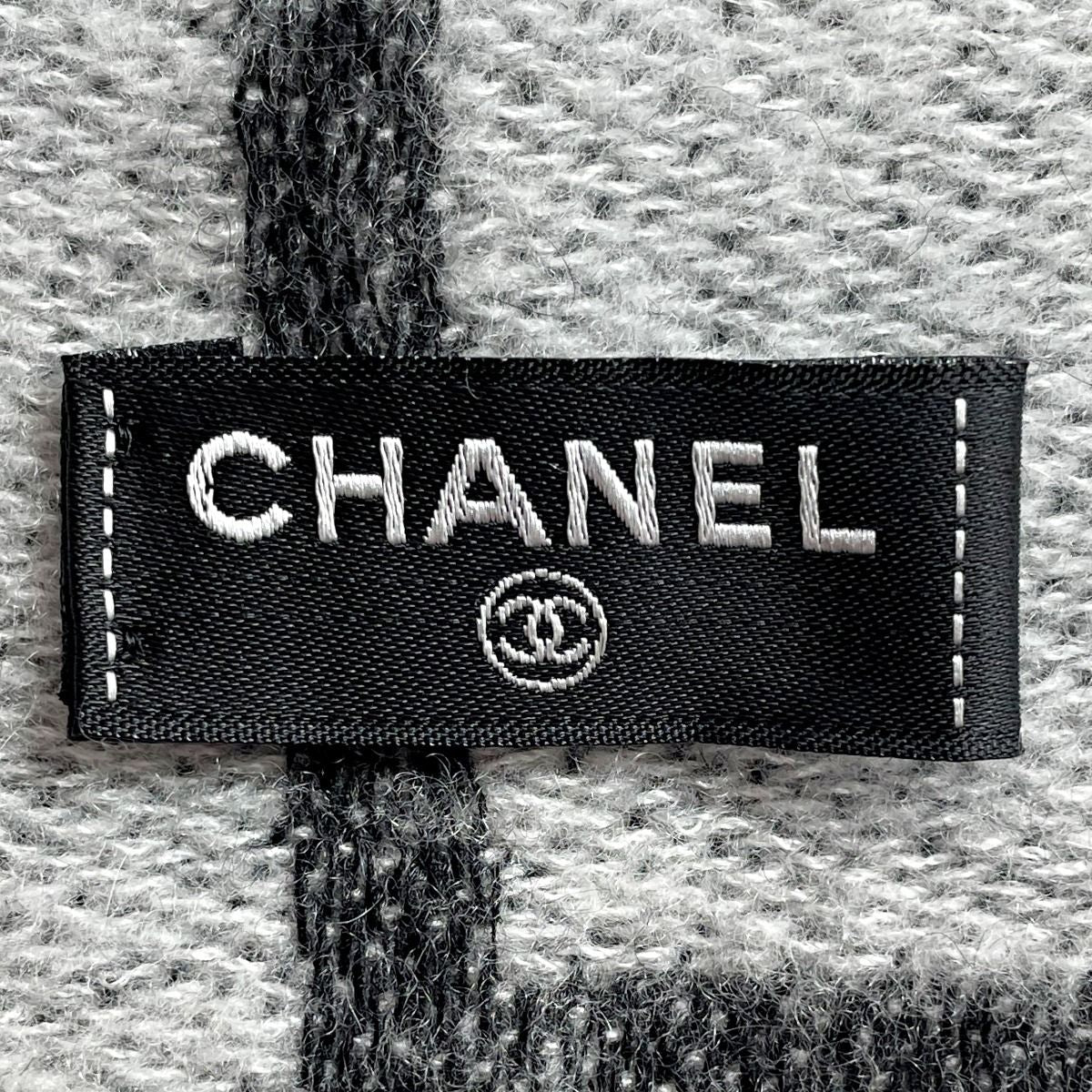 Chanel Stole Gray Here Mark 82% Cashmere 18% Silk Women's