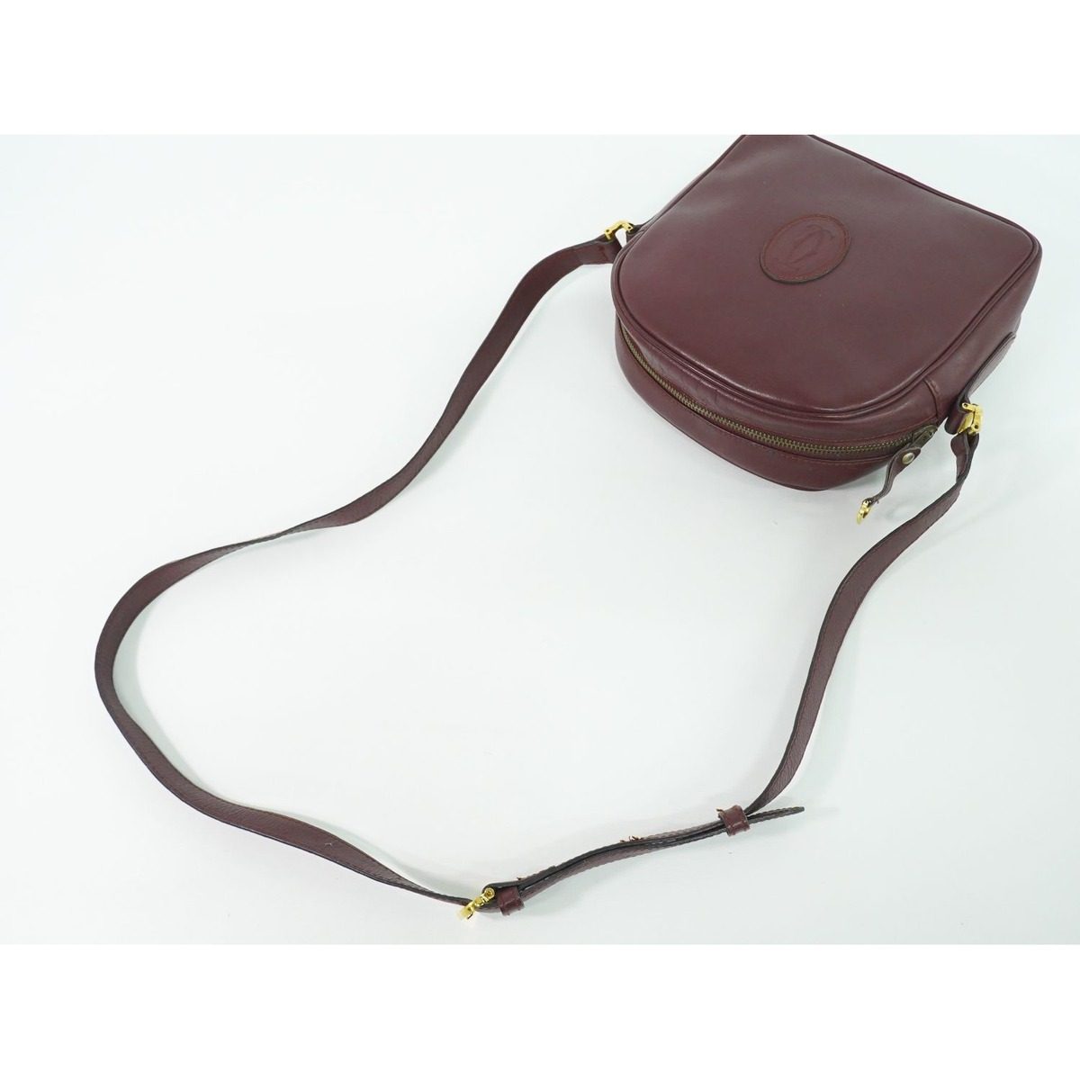 Cartier Must Line Shoulder Bag Pochette Leather Bordeaux — view 4