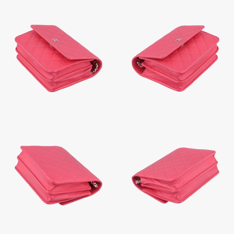 Chanel Square Matelasse Red Caviar Skin A84310 24950330