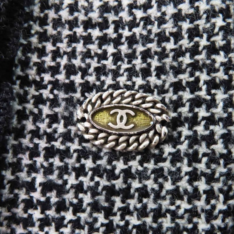 CHANEL Vintage 05A P26661 Flared Skirt With Coco Mark Plate Black Grey White 40