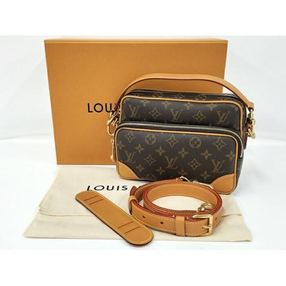 Louis Vuitton Nile Shoulder Bag Monogram Brown — view 10