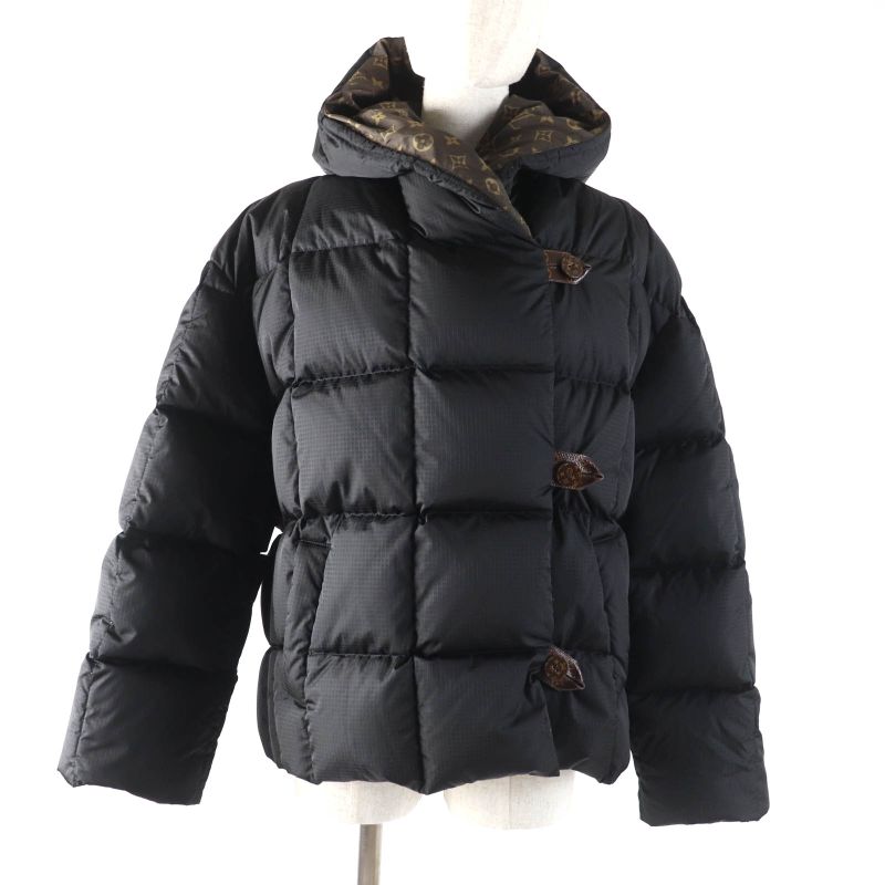 Louis Vuitton 2023 1aaijb Long Sleeve Pillow Puffer Jacket With Hood Monogram