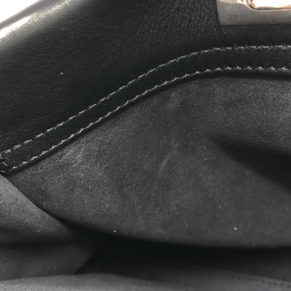Fendi Bag Bugs Peekaboo — view 9