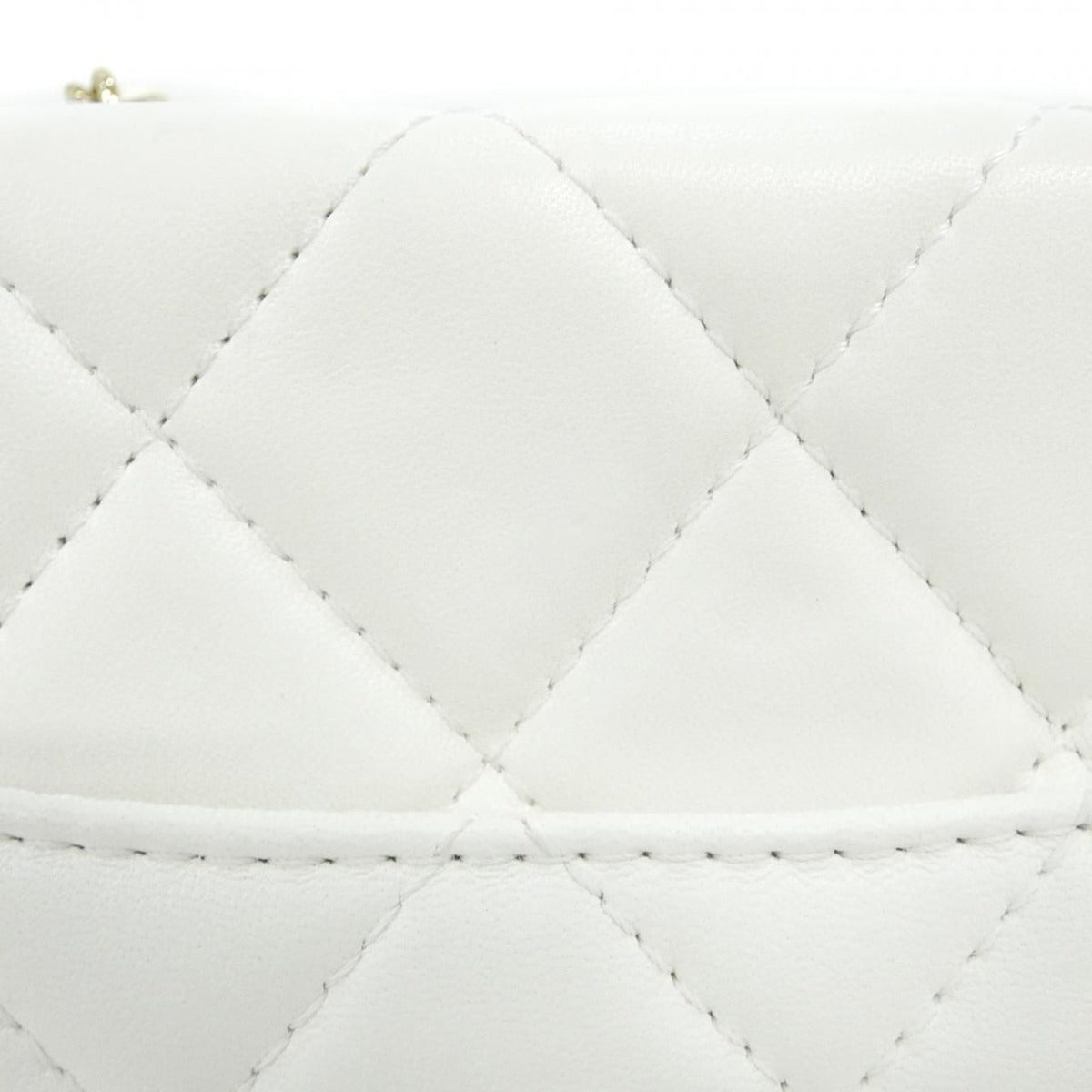 Chanel Shoulder Bag White — view 5