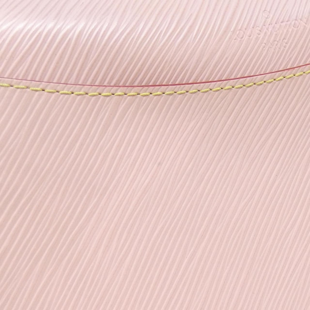 Louis Vuitton Epi Saint Cloud Shoulder Bag Rose Ballerin — view 4
