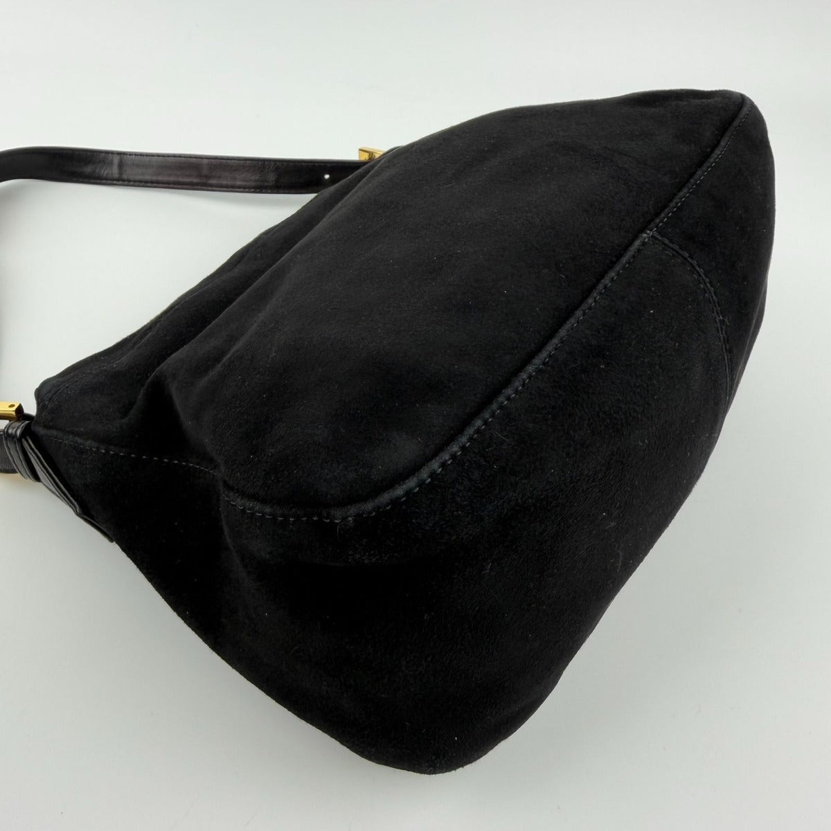 Fendi Mamma Bucket Shoulder Bag Black Suede Vintage — view 9
