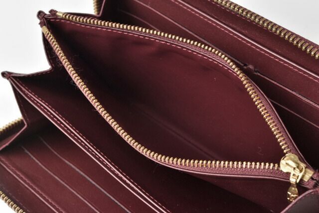 Louis Vuitton Wallet Louis Vuitton Round Zipper Vernis Rouge Fauviste M91536