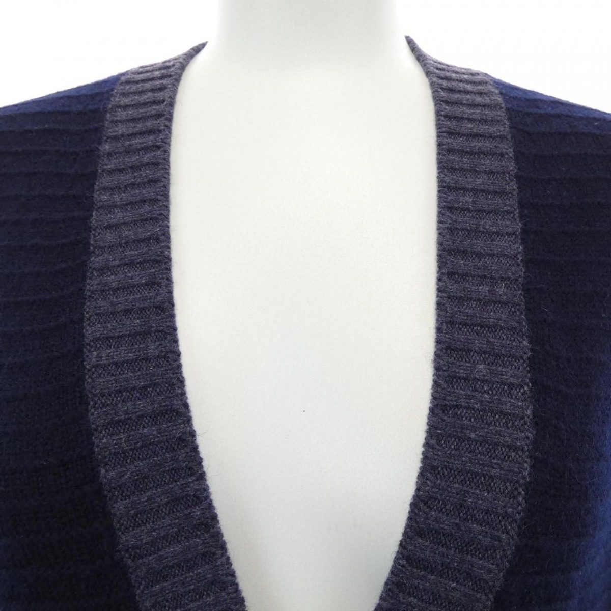 Chanel Long Cardigan Navy — view 5
