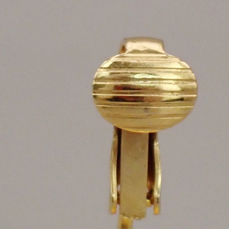 Chanel Ear Ring Coco Mark Gold One Side 63bs144