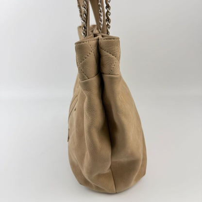Chanel CC Logo Chain Shoulder Bag Beige Leather Vintage — view 9