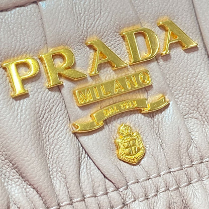 Prada Medium-Length Wallet Portafoglio Lampo 1ml157 Beige Cipria Round Zipper