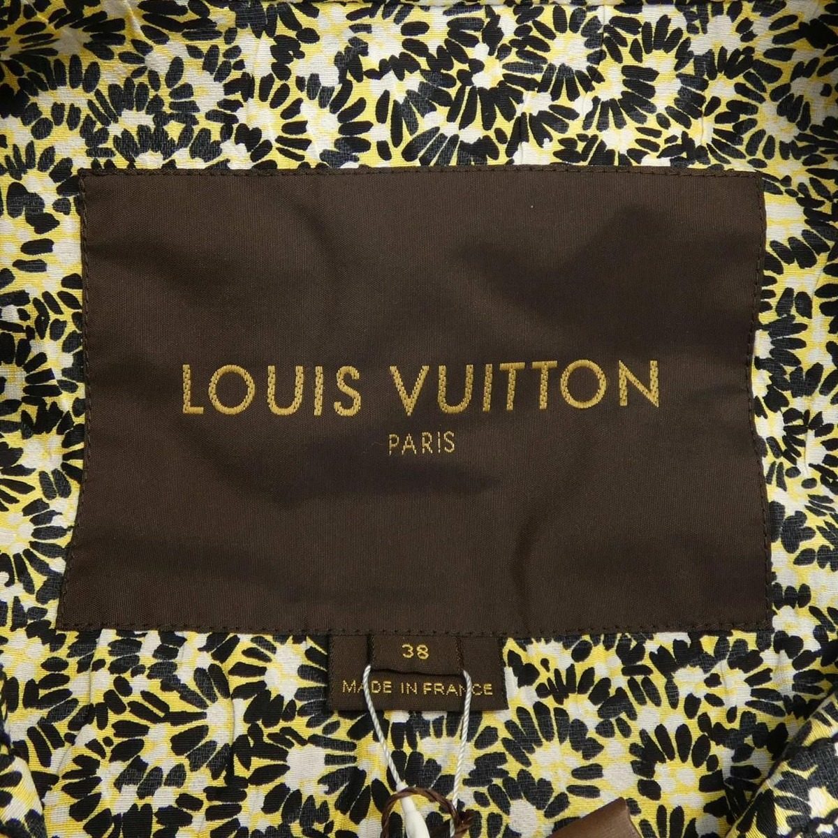 Louis Vuitton Coat Yellow — view 4