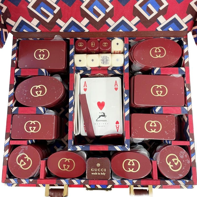 Gucci 662474 Poker Set with Box Geometric G Red 353359