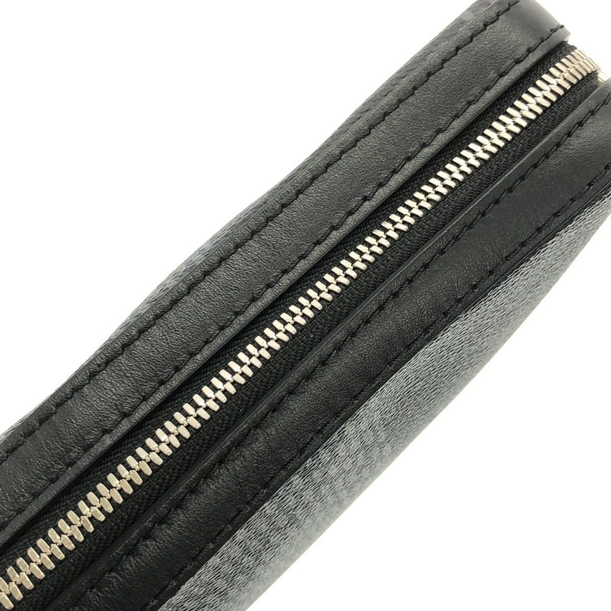 Louis Vuitton Damier Graphite Trio Shoulder Bag — view 4