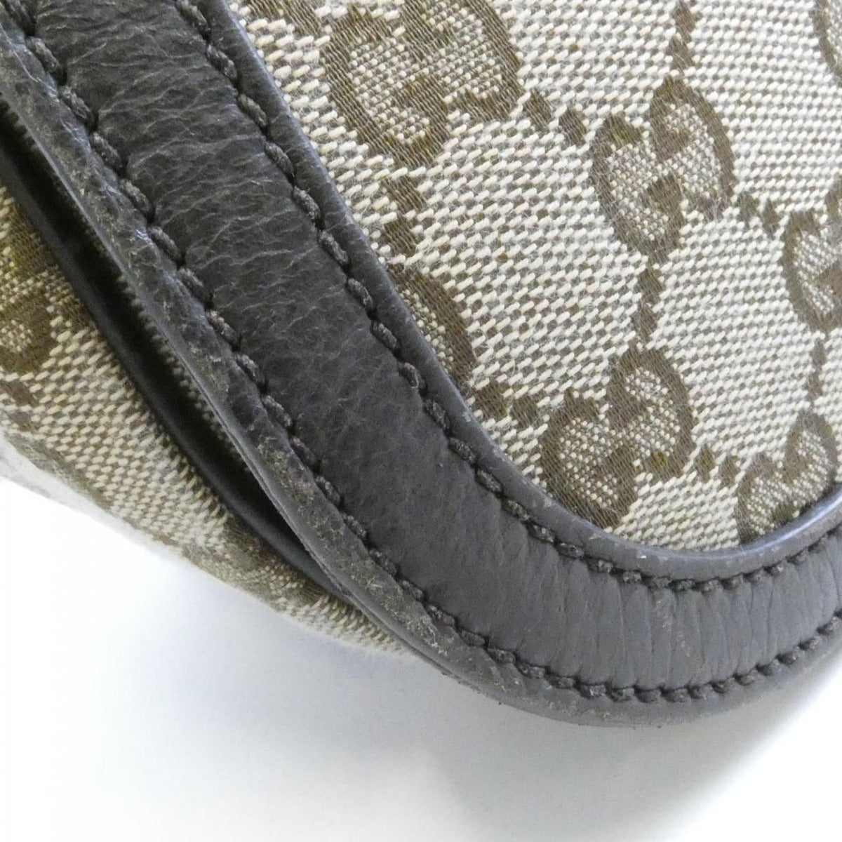 Gucci Shoulder Bag Gold — view 4