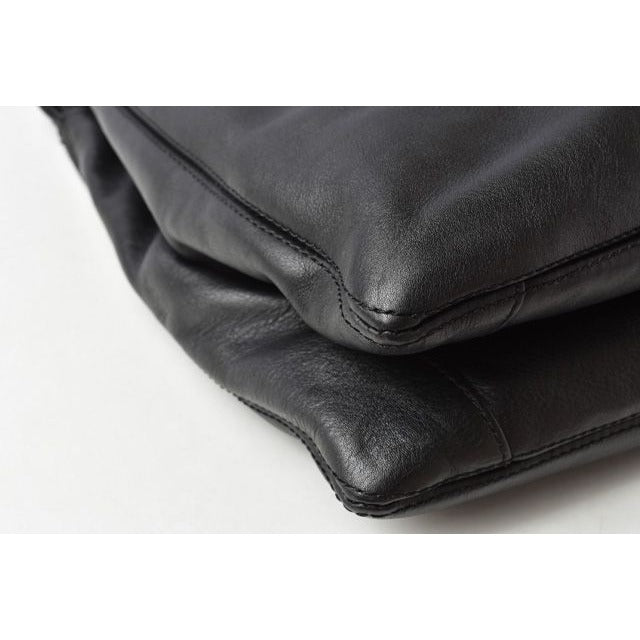 Chanel Tote A4 Lamb Leather Black — view 4