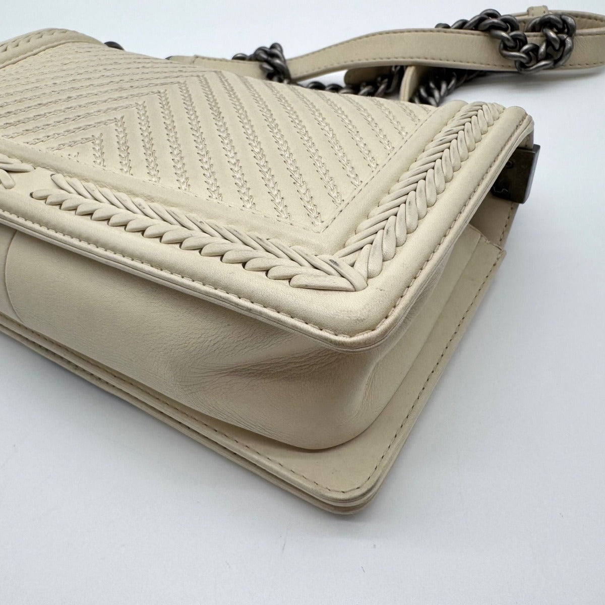 Chanel Shoulder Bag Boy Stitch CC Logo Leather Ivory with Shield Silver — view 10