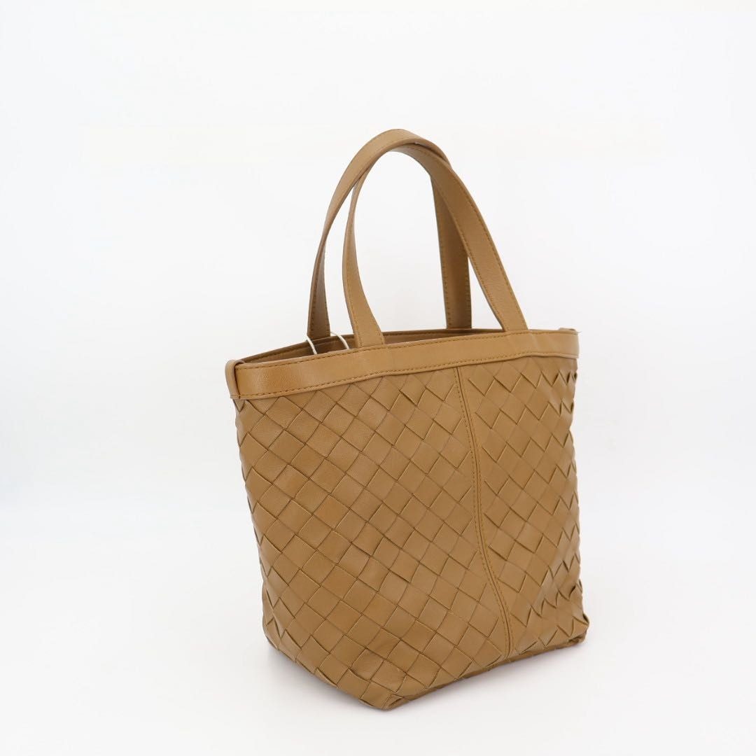 Bottega Venetabottega Handbag Beige