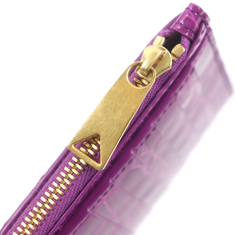 Bottega Veneta Cassette Long Zipper Card Case Maxi Intrecciato Croc Shape