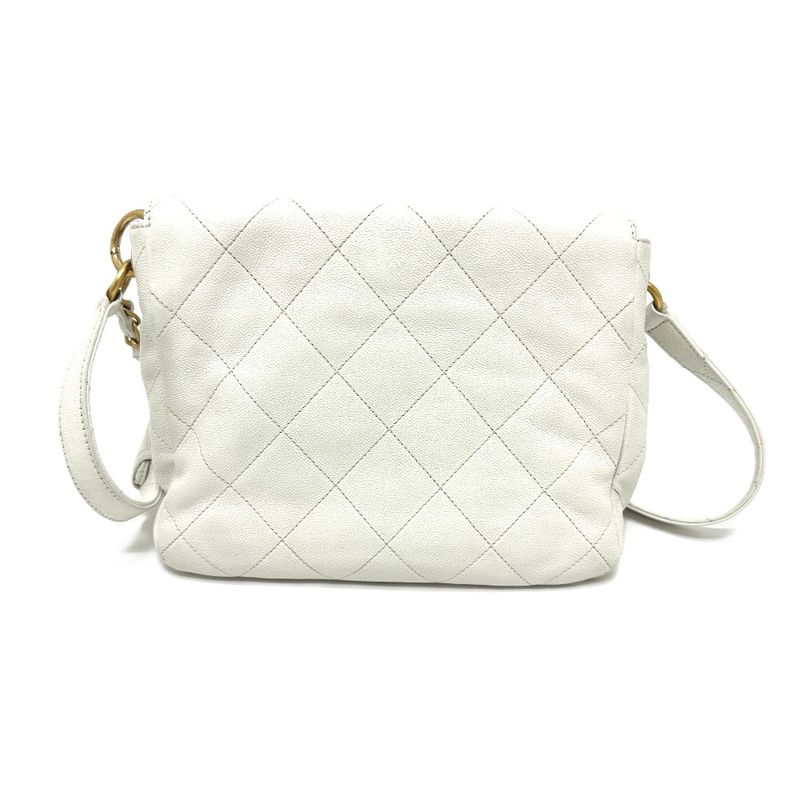 Chanel Shoulder Bag W Pocket As5384b Caviar Skin White
