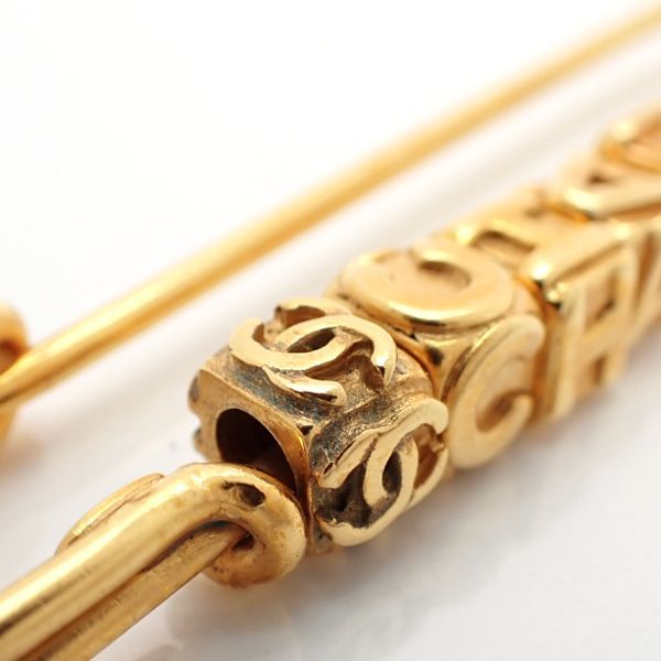 Chanel Brooch Safety Pin 01P Logo Cube GP Gold Color With Box Chanel