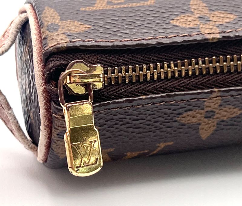 Louis Vuitton Ettui Trois Bordeaux Golf Ball Case Monogram Leather M58249