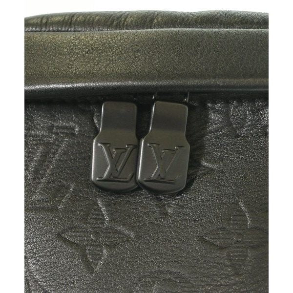 Louis Vuitton Shoulder Bag — view 9
