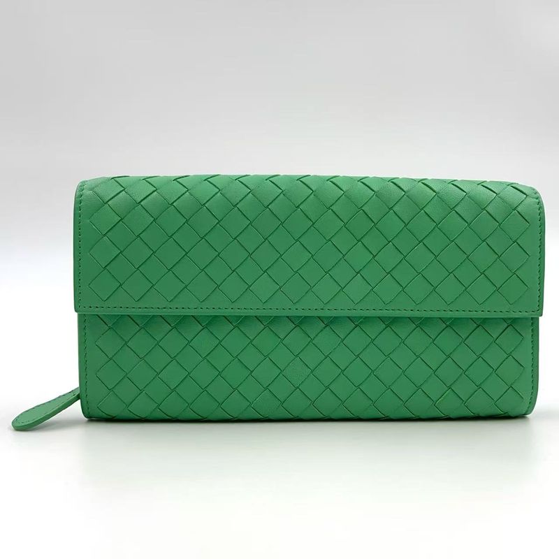 Bottega Veneta Intrecciato Fold Wallet Leather Green Wallet Black