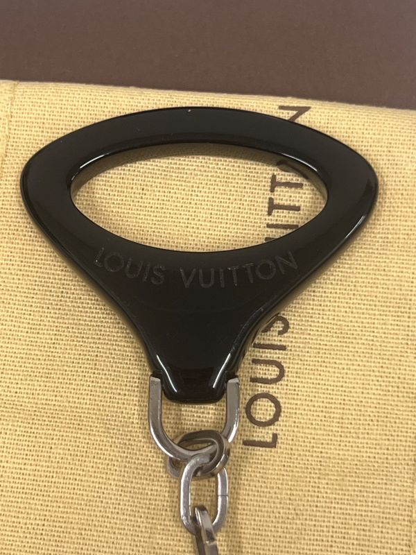Louis Vuitton Key Ring Porte Cles Epi Z Key Folder M63832 09bs256