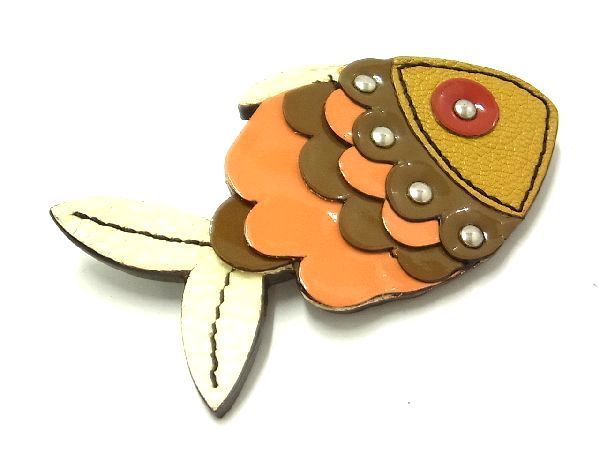 Prada Leather Fish Pin Brooch Pin Brooch Pin Badge Accessories Khaki And