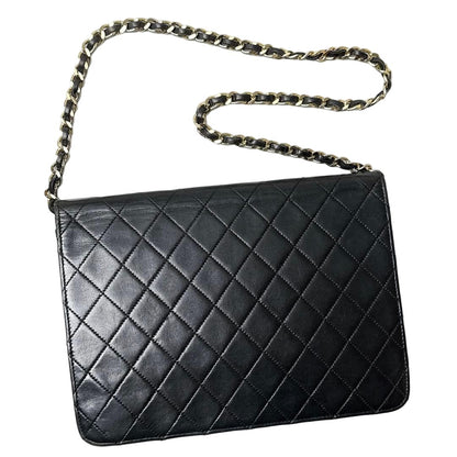 Chanel Quilted Chain Shoulder Bag Lambskin Black — view 2