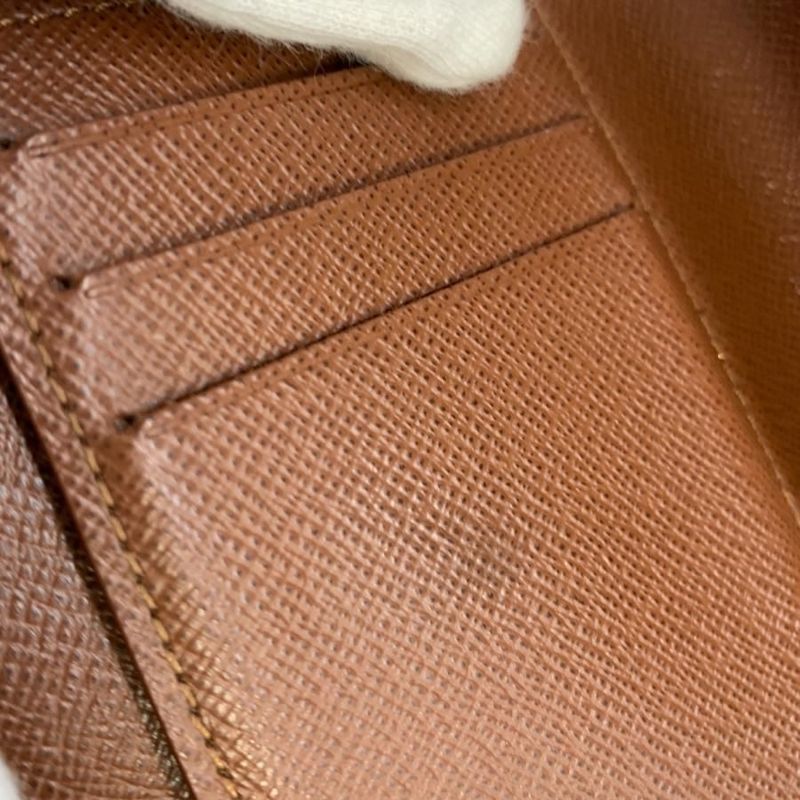 1352 Louis Vuitton Wallet Portefeuille Victorine M62472 Monogram Gold Hardware