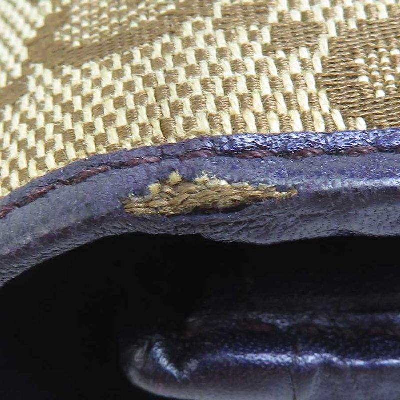 Gucci Long Wallet With Ribbon Heart 258405