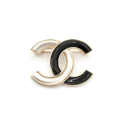 Chanel Brooch Corsage Gold Black White Here Mark Bicolor Pearl