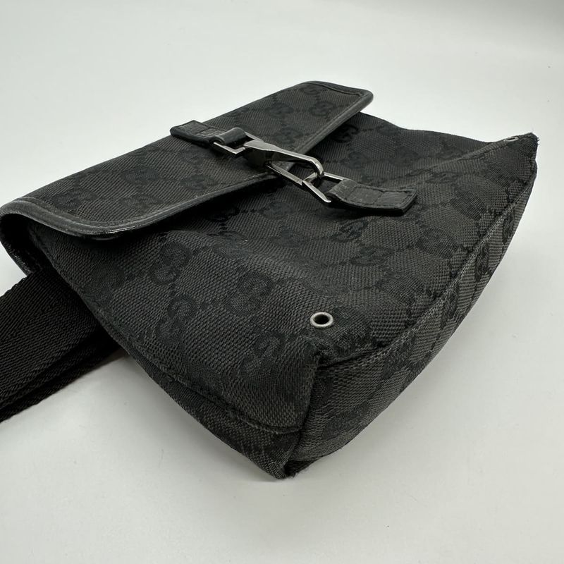 Gucci 92543 GG Canvas Waist Pouch Body Bag Black Women Men Fashion