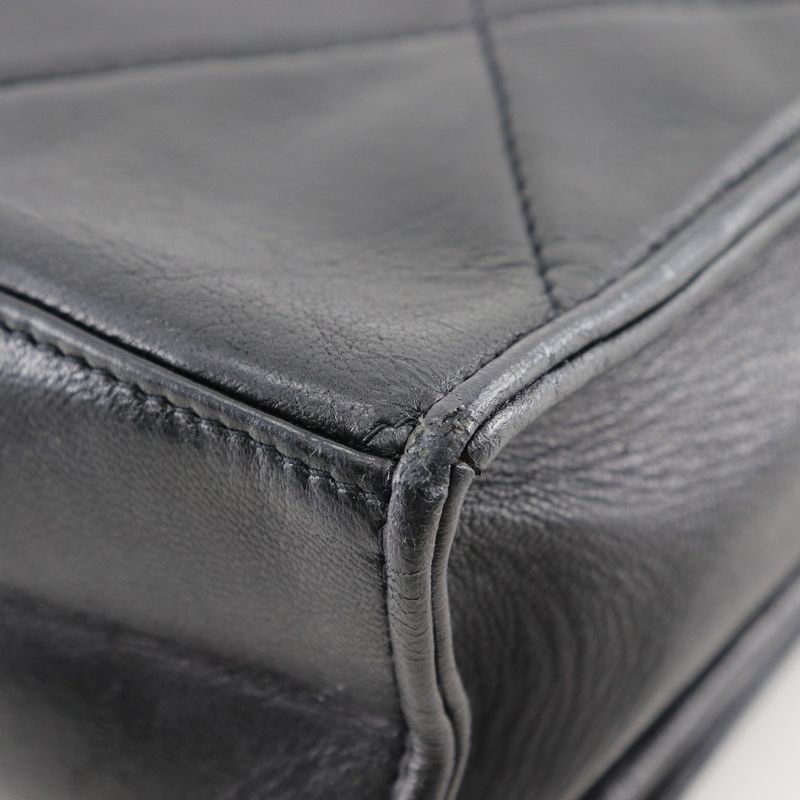 Chanel Chain Shoulder Diamond Stitching Matelasse Lambskin Black Ladies