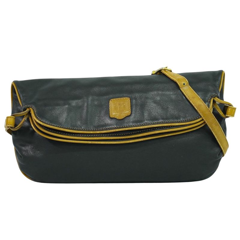 Authentic Celine Leather Shoulder Bag Pochette Black Bag Pre-owned [follow-up