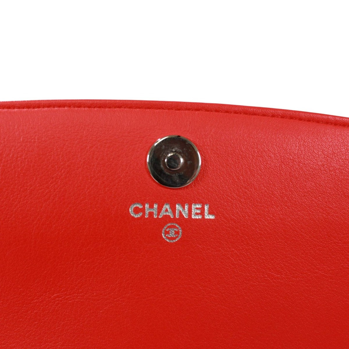 Chanel CC Logo Enamel Leather Red Chain Shoulder Bag Silver — view 9