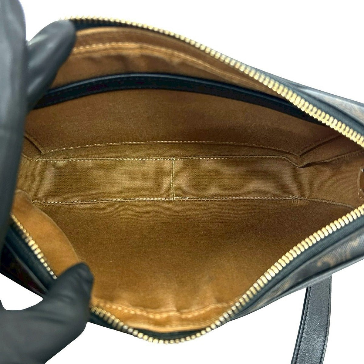 Celine Triomphe Messenger Leather Shoulder Bag — view 9