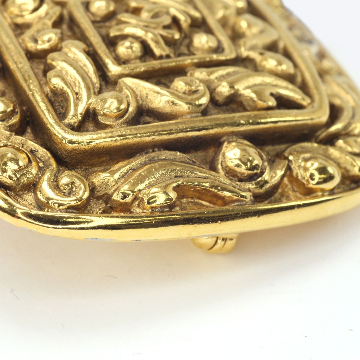 Chanel Coco Mark Brooch Diamond Shape Gold