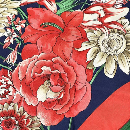 Gucci Scarf Floral All Over Flora Flowers Triangle Silk Multicolor