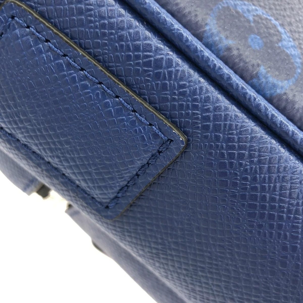 Louis Vuitton Taiga Llama Outdoor Messenger PM Shoulder Bag — view 4